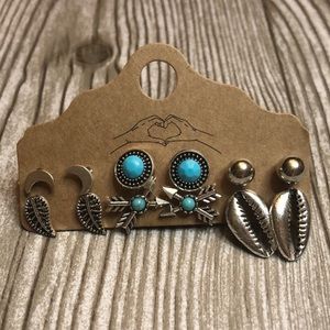 6 Pack Of Stud Earrings